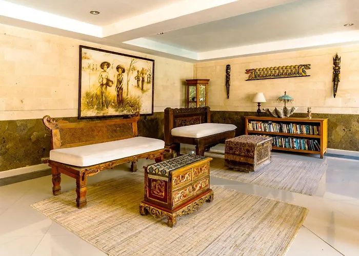 Sri Phala & 4* Sanur (Bali)