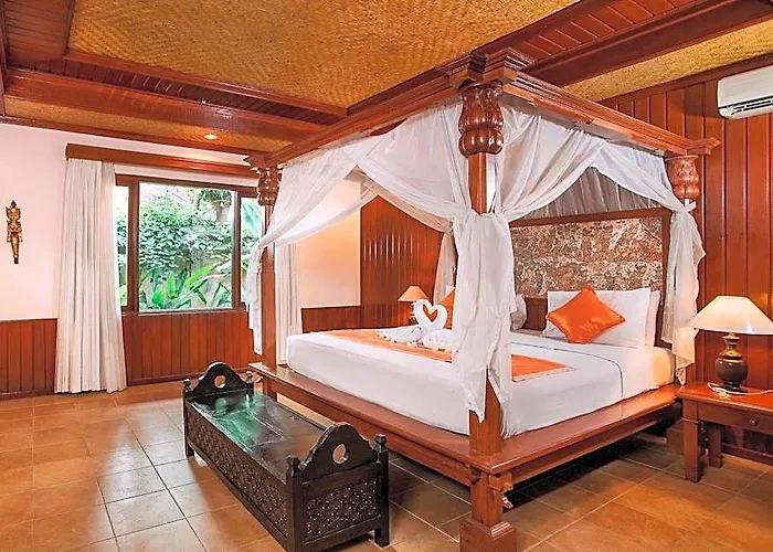 Resort Sri Phala & 4*