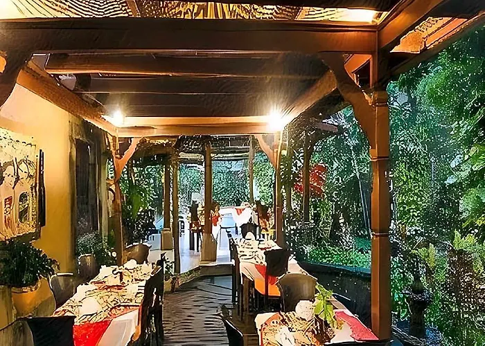 Resort Sri Phala &