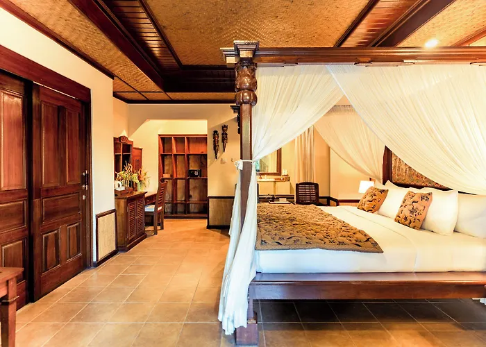 Sri Phala & Resort 4*
